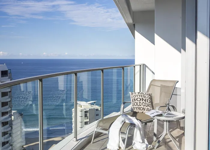 Artique Surfers Paradise - Official