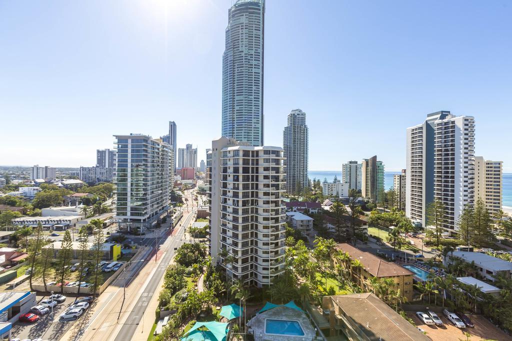 Aparthotel Artique - Official Surfers Paradise